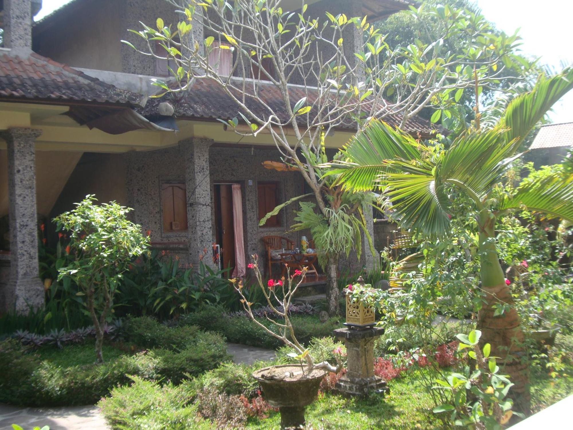 Gusti Home Stay Ubud Ngoại thất bức ảnh