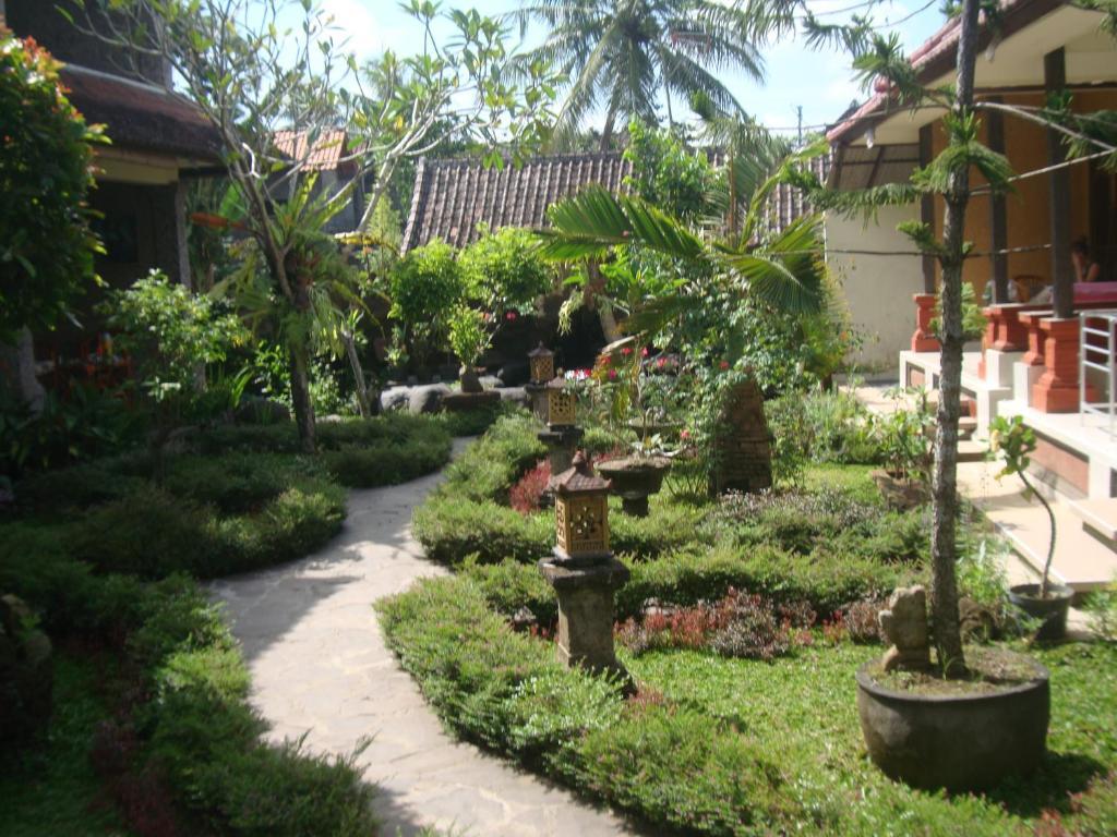 Gusti Home Stay Ubud Ngoại thất bức ảnh