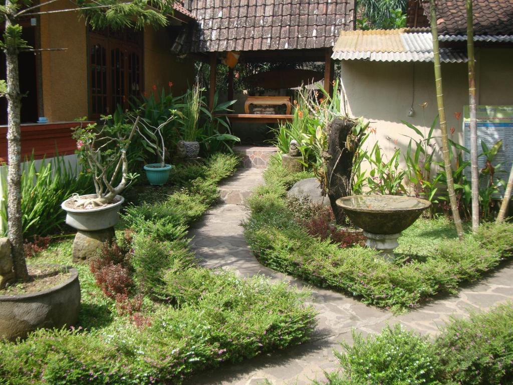 Gusti Home Stay Ubud Ngoại thất bức ảnh